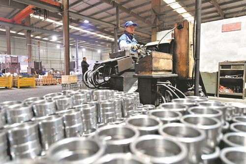 加緊生產出口訂單